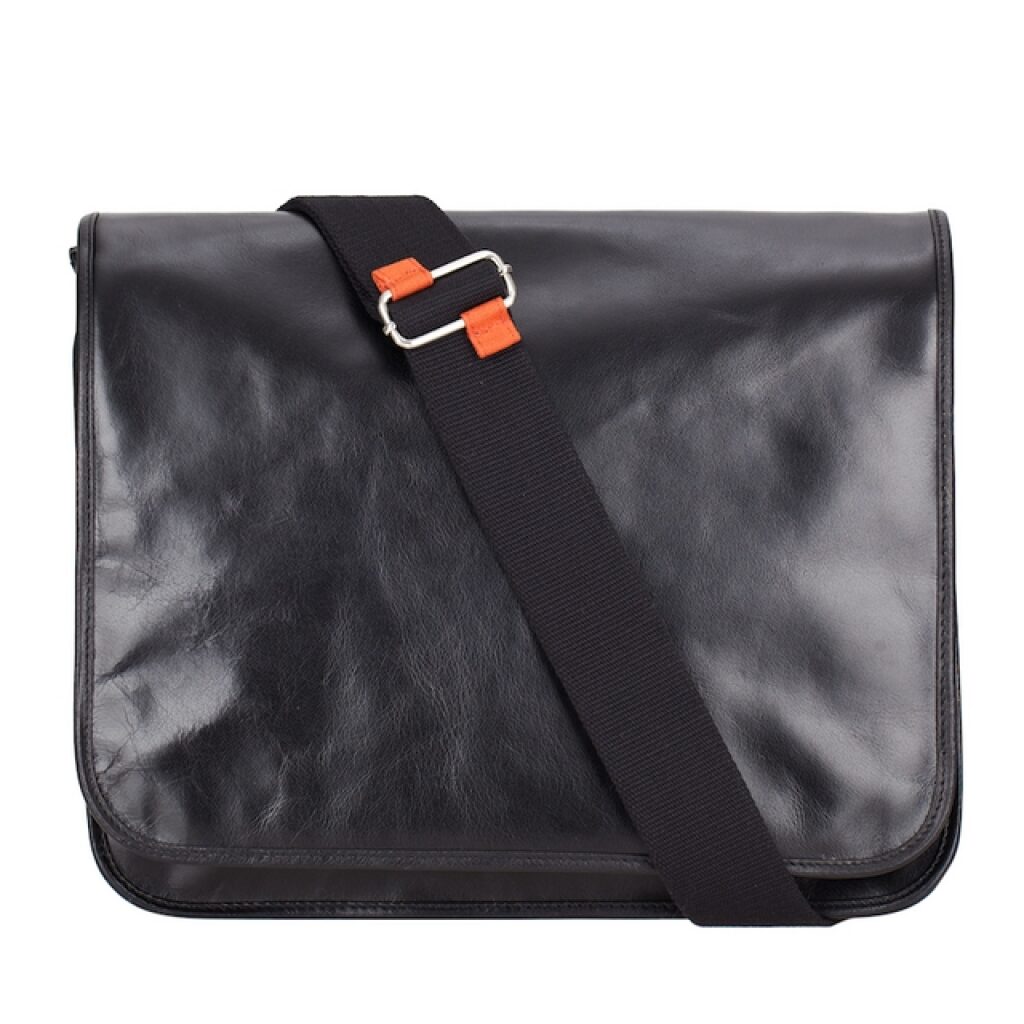 JOST
                     kožená taška přes rameno vhodná na notebook
                     DIVIDER L
                     černá