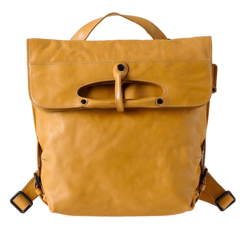 aunts & uncles
                     kožený kabelkový batoh 2v1
                     Grandma´s Luxury Club Mrs. Mince Pie 40347-3
                     žlutý