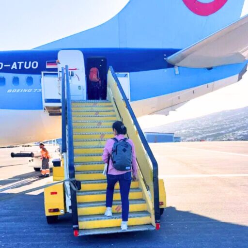 Co si vzít na palubu letadla: Praktický průvodce příručním zavazadlem