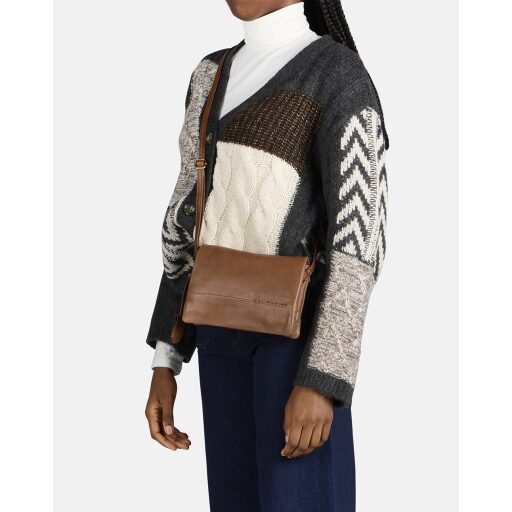 BURKELY Kožená crossbody kabelka Natural Norah 1000815.04.24 koňaková