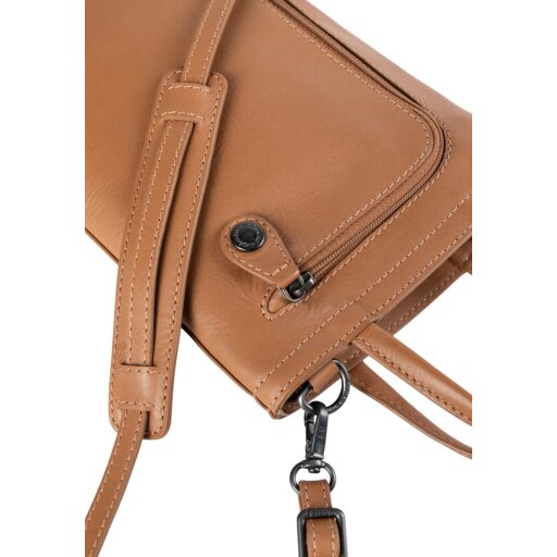 aunts & uncles Mini kabelka na mobil Jamie´s Orchard Freesia 20043-1 koňaková