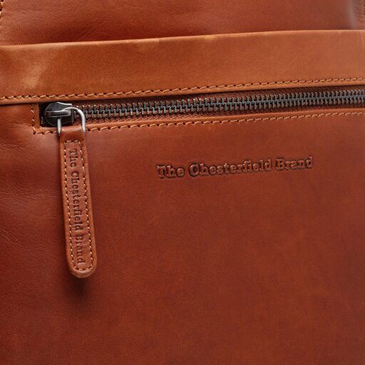 The Chesterfield Brand Dámský kožený batůžek Linford C58.033631 koňakový logo