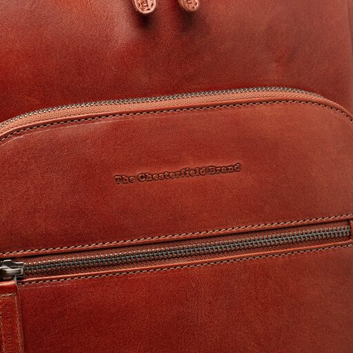 The Chesterfield Brand Pánský kožený batoh na notebook 15" Maggiore C58.034131 koňakový detail