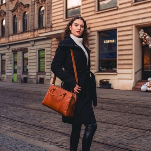 The Chesterfield Brand Dámská kožená kabelka do ruky i přes rameno Layton C48.134531 koňaková přes rameno
