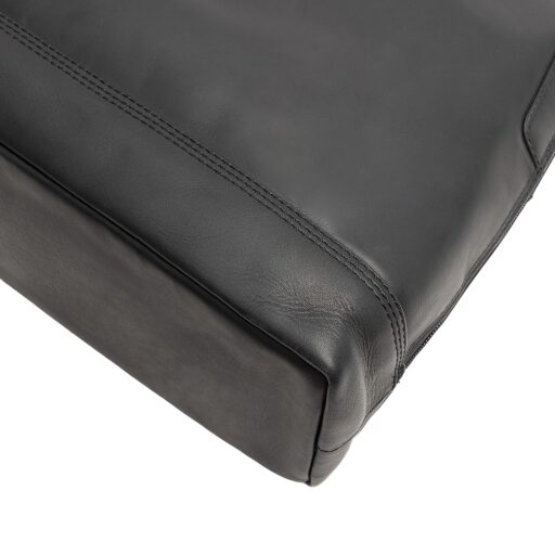 The Chesterfield Brand Dámská kožená kabelka Isara C40.111000 černá detail