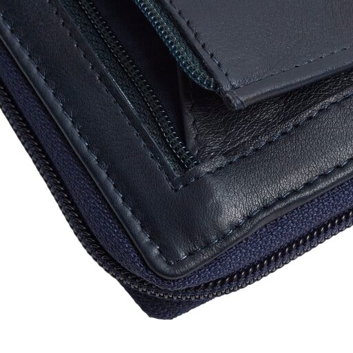 The Chesterfield Brand Dámská kožená peněženka RFID Mirelle tmavě modrá detail