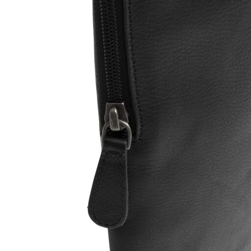 The Chesterfield Brand Kožená crossbody taška Isley C58.034700 černá zip