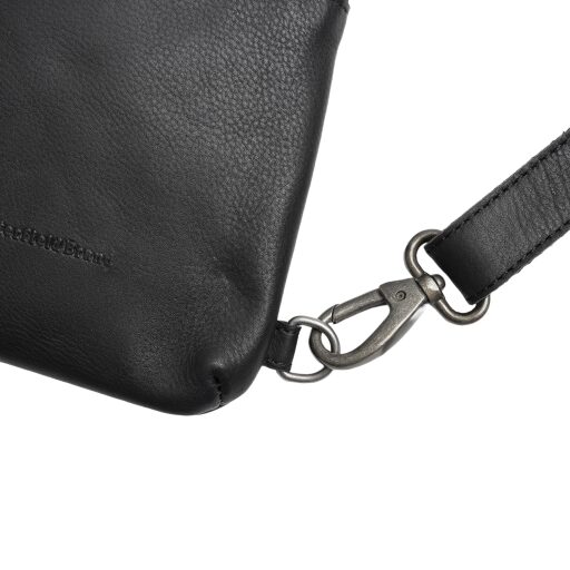 The Chesterfield Brand Kožená crossbody taška Isley C58.034700 černá detail