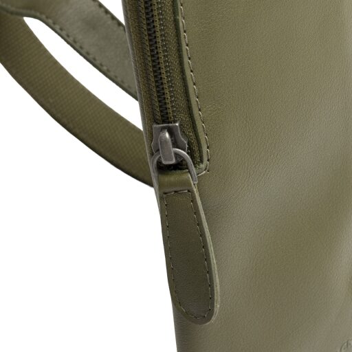 The Chesterfield Brand Kožená crossbody taška Isley C58.034702 olivová zip