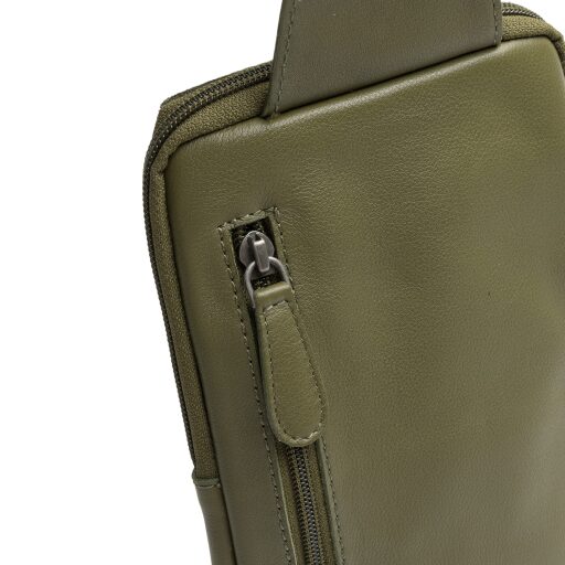 The Chesterfield Brand Kožená crossbody taška Isley C58.034702 olivová zadní přihrádka