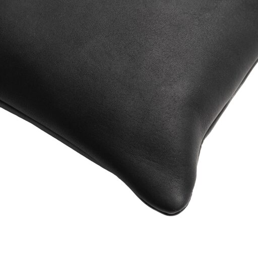 The Chesterfield Brand kožená kabelka do ruky i přes rameno Harlan C48.144000 černá detail