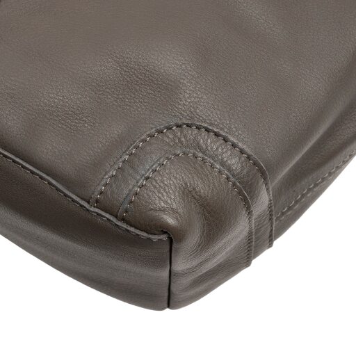 The Chesterfield Brand Kožená kabelka do ruky i přes rameno Zarita C48.142233 tmavě šedá detail prošití
