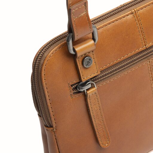 The Chesterfield Brand kožená kabelka přes rameno / crossbody Caia C48.144631 koňaková zadní přihrádka