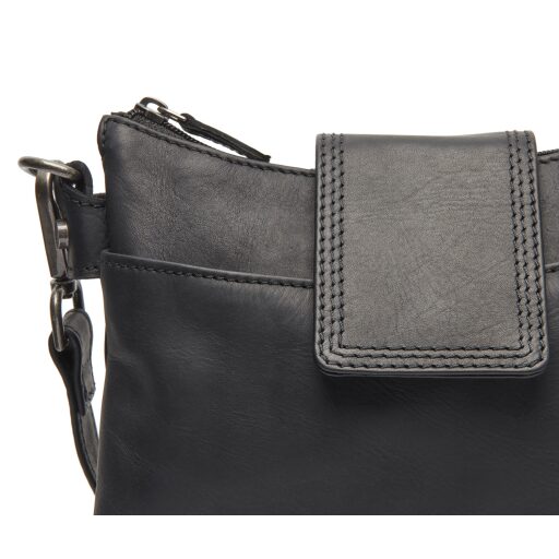 The Chesterfield Brand kožená kabelka přes rameno / crossbody Calora C48.140700 černá zapínání na magnet