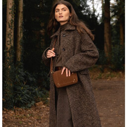 BURKELY kožená kabelka přes rameno / crossbody 1002106.25.24 koňaková jako crossbody