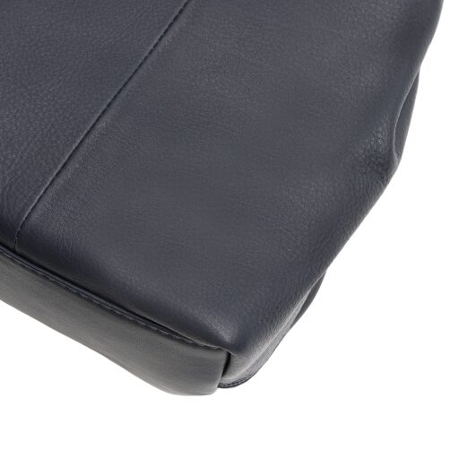 The Chesterfield Brand Kožená kabelka přes rameno Nerissa C48.143710 tmavě modrá detail