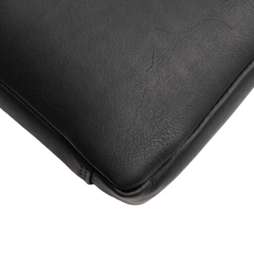 The Chesterfield Brand kožená kabelka přes rameno Orinoco C48.144200 černá detail