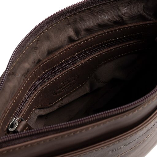 The Chesterfield Brand kožená kabelka přes rameno Trenton C48.144101 hnědá vnitřní přihrádky