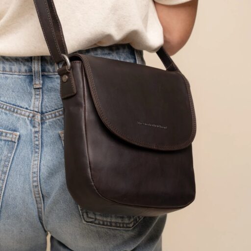The Chesterfield Brand kožená kabelka přes rameno Vayana C48.144801 hnědá jako crossbody