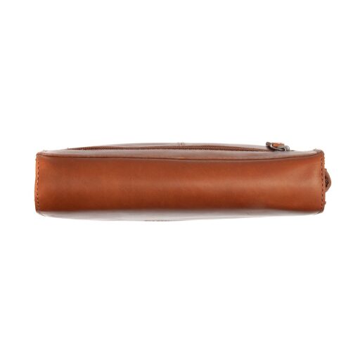 The Chesterfield Brand Kožená taška přes rameno s klopou Osuna C48.130431 koňaková