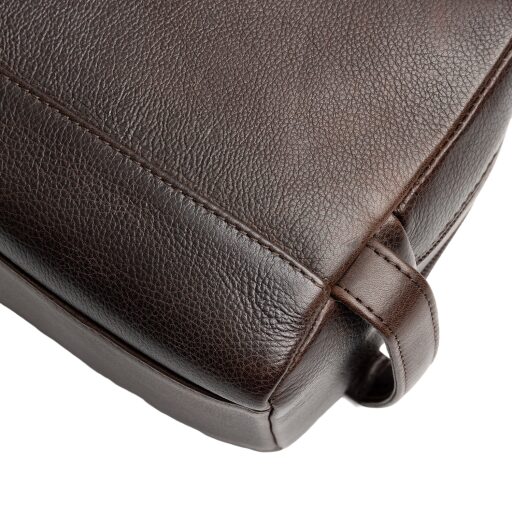 The Chesterfield Brand Kožená kosmetická taška Montelaro C08.063901 hnědá poutko