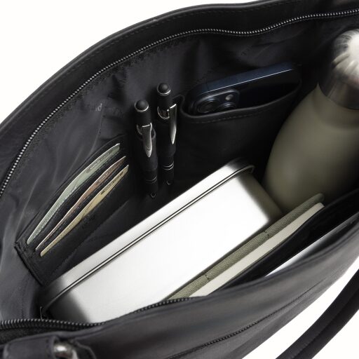 The Chesterfield Brand Kožená shopper kabelka Elira C48.143900 černá vnitřní přihrádky