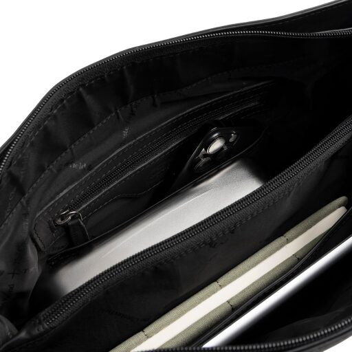 The Chesterfield Brand Kožená shopper kabelka Ellsworth C38.022800 černá vnitřní přihrádky