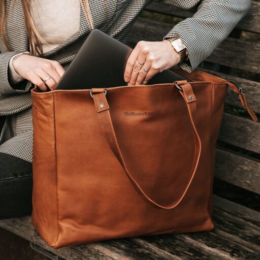 Kožená shopper kabelka na notebook The Chesterfield Brand BERLIN C38.016031 koňak na notebook