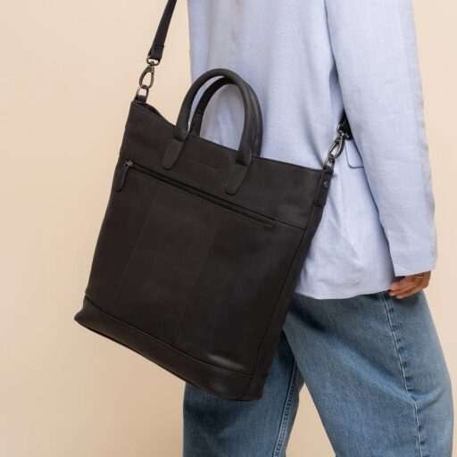 The Chesterfield Brand kožená shopper kabelka na notebook Westbrook C38.022700 černá jako crossbody