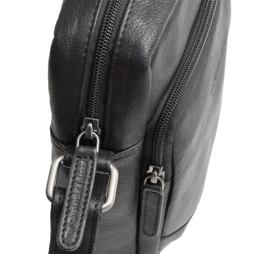 The Chesterfield Brand kožená taška na doklady Valtorio C48.144500 černá zip