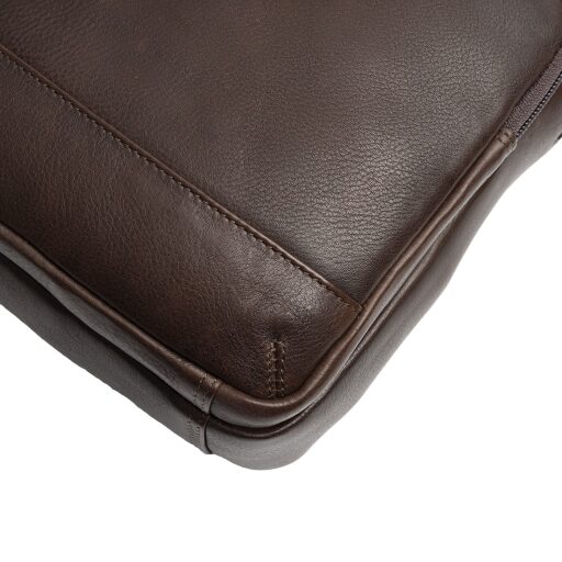 The Chesterfield Brand kožená taška na doklady Valtorio C48.144501 hnědá detail