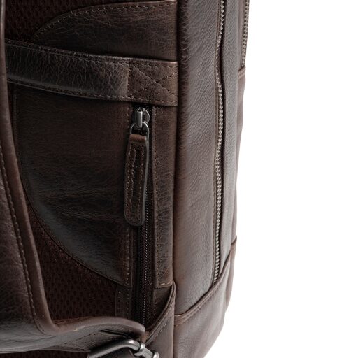 The Chesterfield Brand Kožený batoh na notebook Marvello C58.035001 hnědý zadní přihrádka