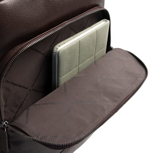 The Chesterfield Brand Kožený batoh na notebook Marvello C58.035001 hnědý přední přihrádka