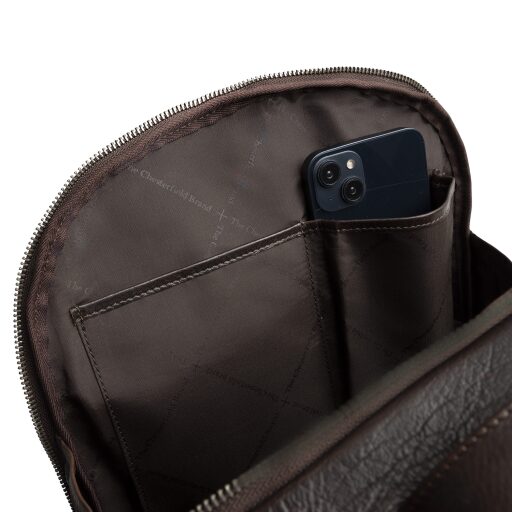 The Chesterfield Brand Kožený batoh na notebook Serenzo C58.035101 hnědý vnitřní přihrádky