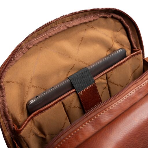 The Chesterfield Brand Kožený batoh na notebook Serenzo C58.035131 koňakový přihrádka na notebook
