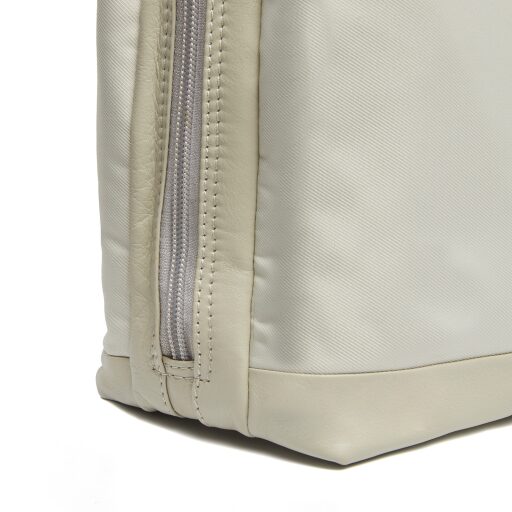 Shopper kabelka The Chesterfield Brand Lavik C38.040005 smetanově bílá detail
