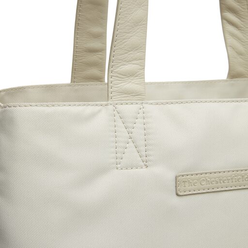 Shopper kabelka The Chesterfield Brand Lavik C38.040005 smetanově bílá logo