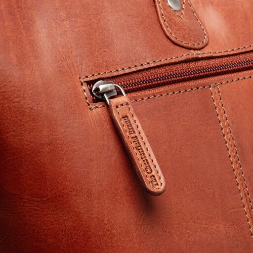 The Chesterfield Brand Kožená kabelka na notebook 15 Ferrera C38.021631 koňaková detail
