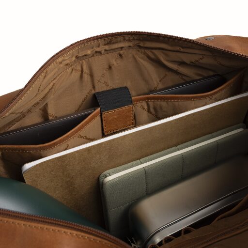 The Chesterfield Brand Kožená kabelka na notebook Mireya C38.023231 koňaková otevřená