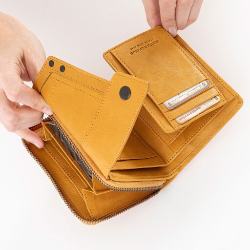 aunts & uncles Dámská kožená peněženka RFID Grandma´s Luxury Club Lotta 42204-3 žlutá vnitřní přihrádky