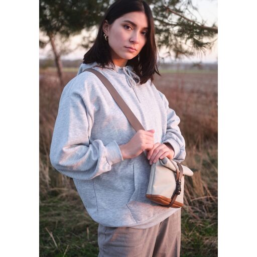 Roll-top kabelka přes rameno / kolem pasu 2v1 aunts & uncles Japan Tsu 10227-24 smetanově bílá na modelce