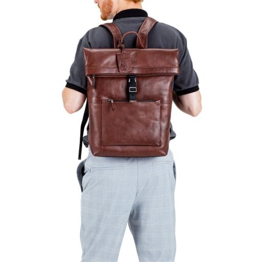 BURKELY Kožený batoh na notebook 15,6" rolltop Suburb Seth 1000088.75.22 hnědý na zádech