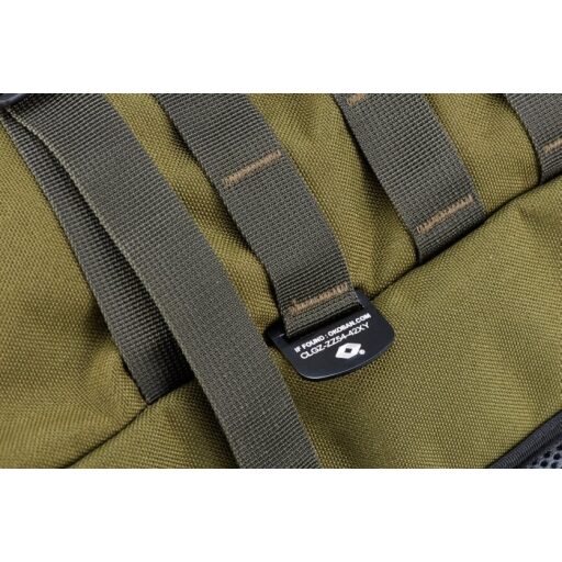 CabinZero Palubní batoh Military Green 44L cz091403 zelený - Global Luggage Tracker Okoban