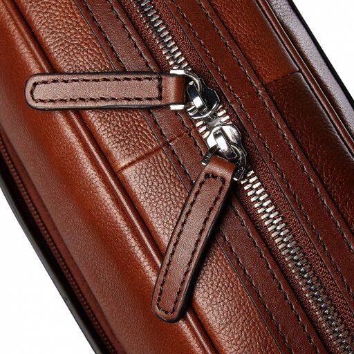 Castelijn & Beerens Elegantní kožený batoh na notebook 699576 VIVO koňak