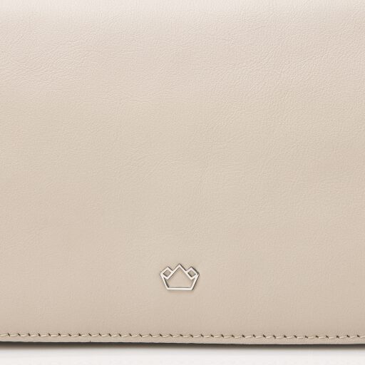 Castelijn & Beerens Babette Nappa Clutch 219810 červená - detail loga značky