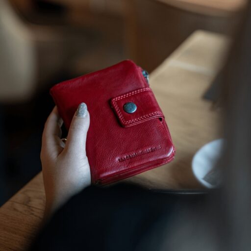 The Chesterfield Brand Dámská kožená peněženka RFID Metz C08.043704 červená
