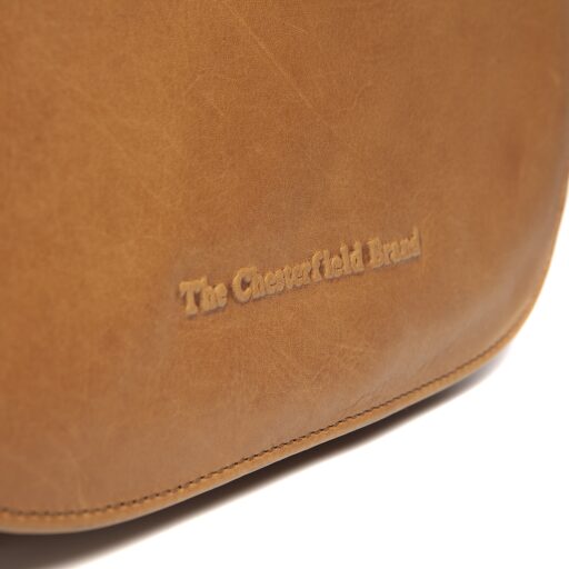 Klopová kožená kabelka přes rameno Millie C48.111631 koňaková- logo The Chesterfield Brand vyražené v kůži