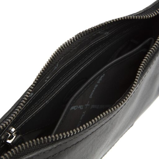 Kompaktní dámská kožená kabelka přes rameno The Chesterfield Brand Tanner C48.120600 černá
