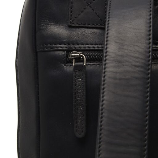 The Chesterfield Brand Kožený batoh s přihrádkou na notebook Lincoln C58.031800 černý - detail