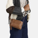 BURKELY Kožená crossbody kabelka na mobil Natural Norah 1000820.04.24 koňaková